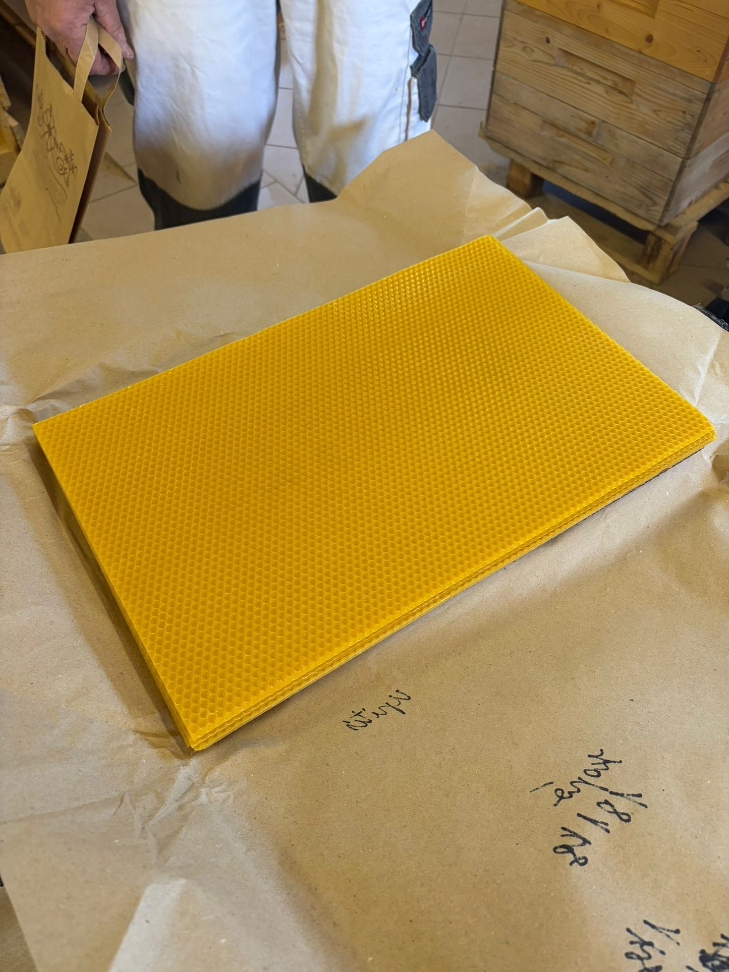 BIO Bijenwas Kunstraat – Organic Beeswax Foundation Sheets