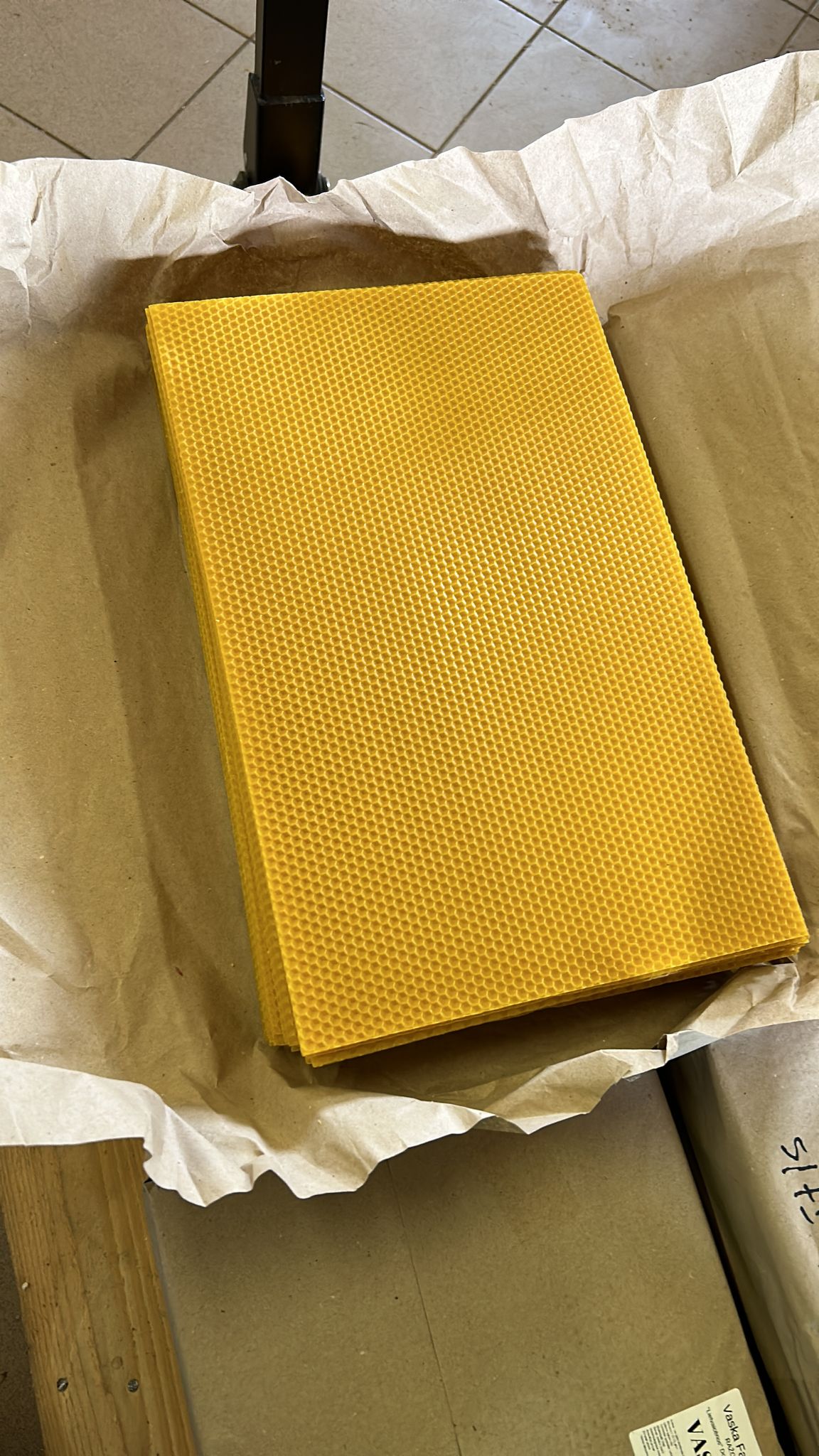 BIO Bijenwas Kunstraat – Organic Beeswax Foundation Sheets